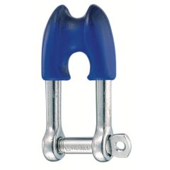 Halyard shackle with captive pin
